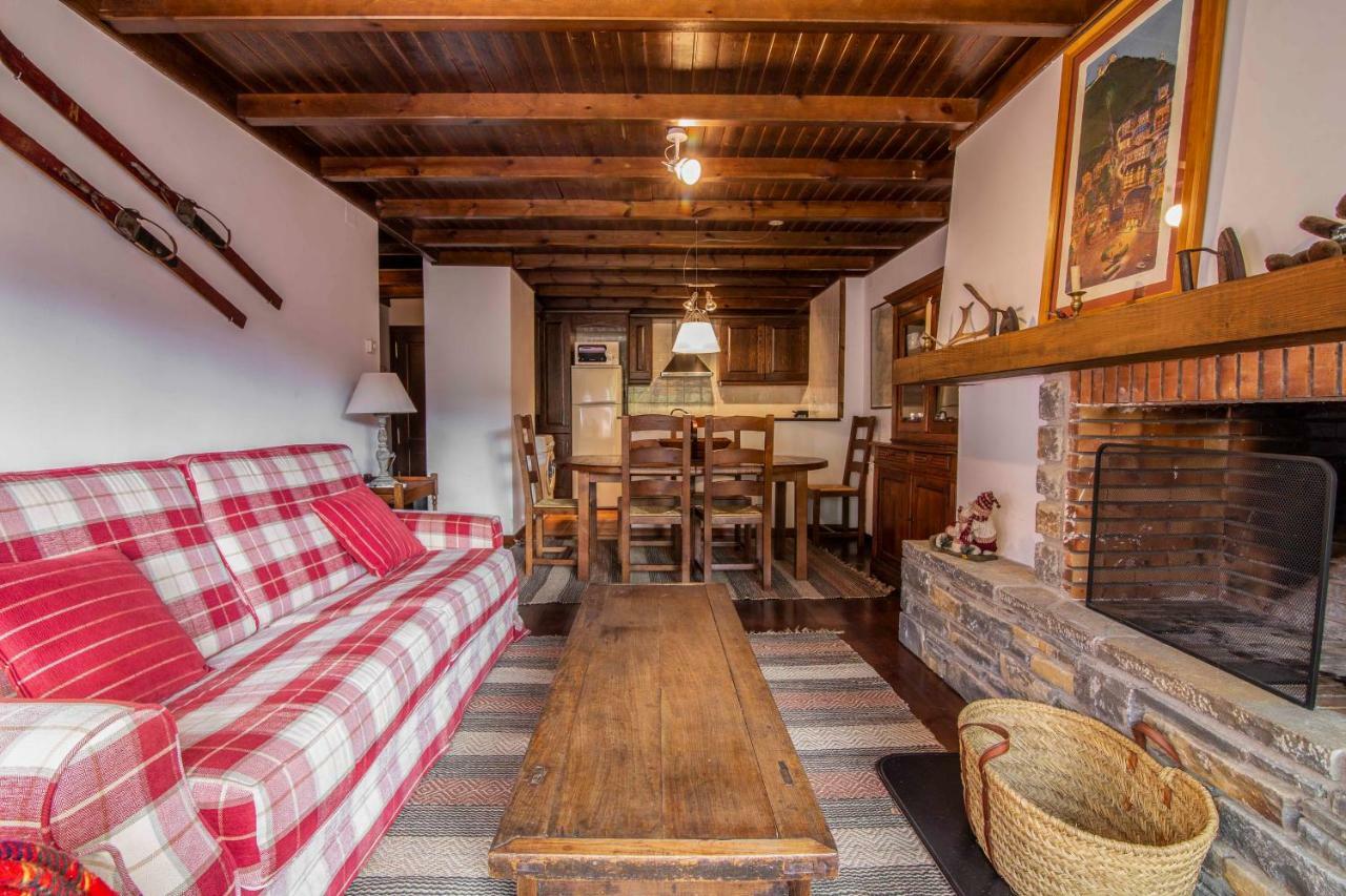 Noguera De Alma De Nieve Apartment Baqueira Beret Bagian luar foto